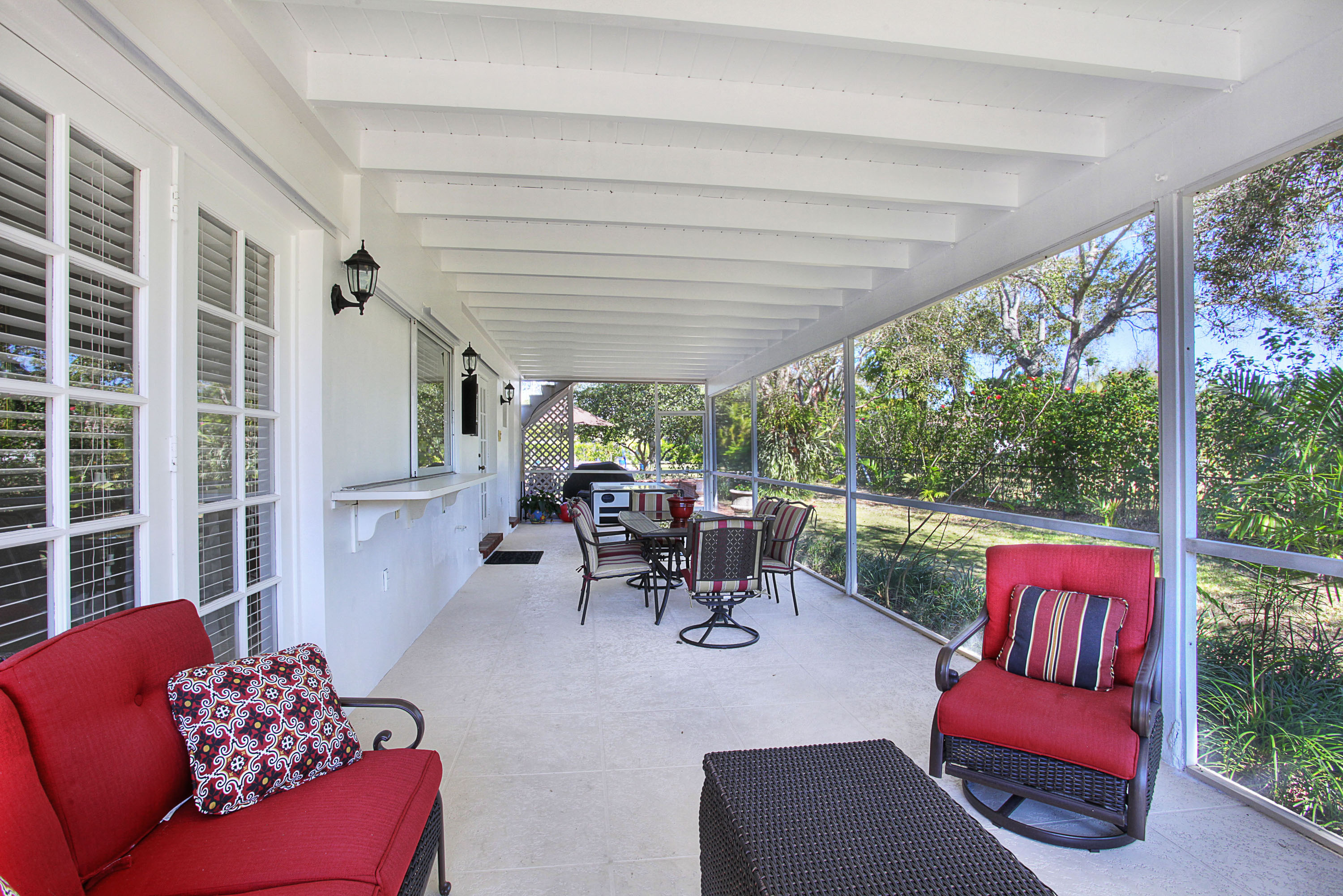 relaxing-screened-patio-p512134 | Miami Real Estate Works relaxing-screened-patio-p512134 | Miami Real Estate Works